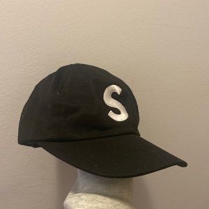 Supreme Hat